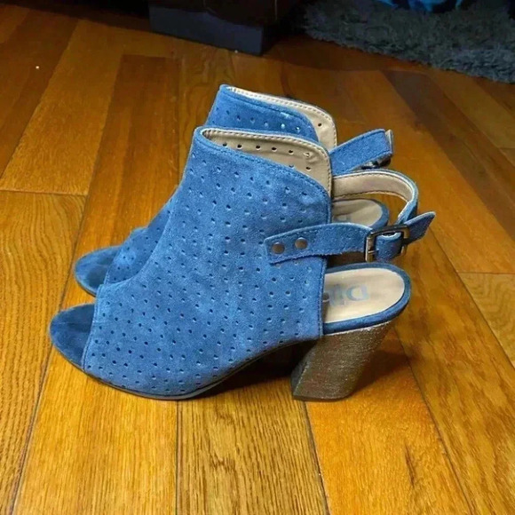 Diba Blue Suede Peep Toe Laser Cut Booties - Picture 7 of 10